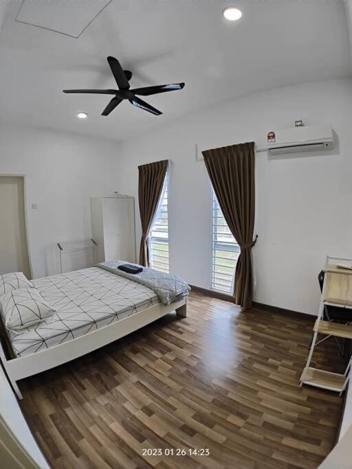 Prima Guest House - Puncak Alam Homestay Mus-Lim Friendly Bandar Puncak Alam Εξωτερικό φωτογραφία
